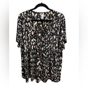GLITZY GIRLZ BOUTIQUE 3X NWOT, Vneck peplum shirt with tie.